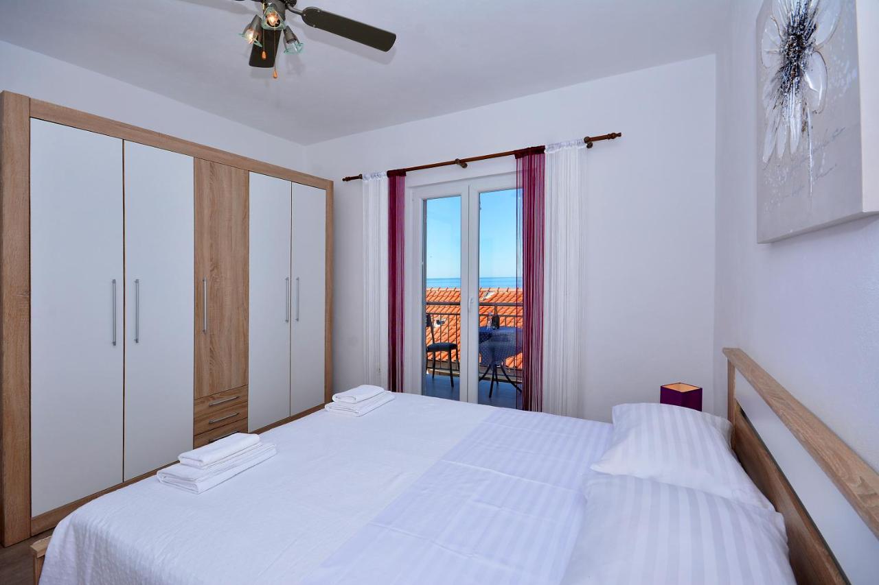 Apartment 'Mimo' In Milna - Hvar Экстерьер фото